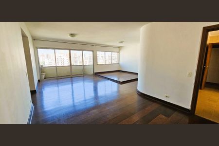 Apartamento à venda com 160m², 3 quartos e sem vaga