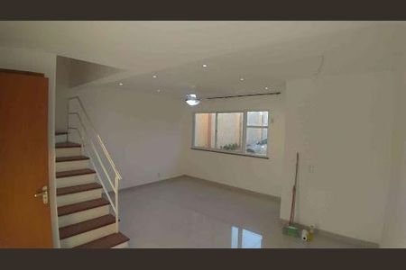 Casa à venda com 120m², 3 quartos e 1 vaga