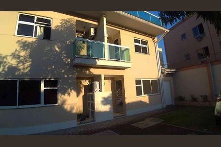 Casa à venda com 120m², 3 quartos e 1 vaga