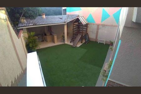 Casa à venda com 120m², 3 quartos e 1 vaga