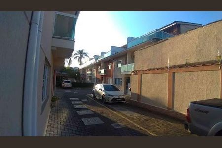 Casa à venda com 120m², 3 quartos e 1 vaga