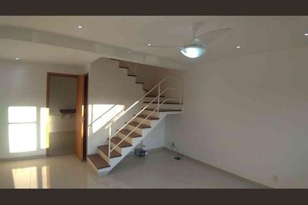 Casa à venda com 120m², 3 quartos e 1 vaga