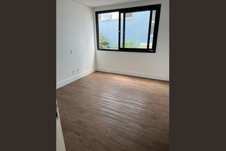 Casa à venda com 4 quartos, 400m² em Parque Terra Nova II, São Bernardo do Campo