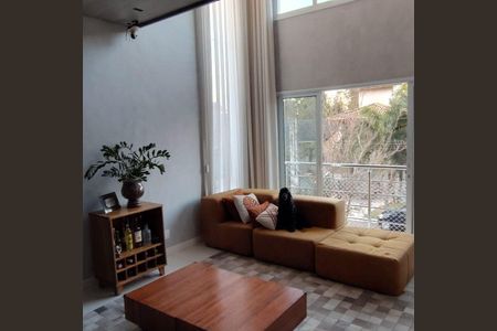 Casa à venda com 3 quartos, 200m² em Suru, Barueri
