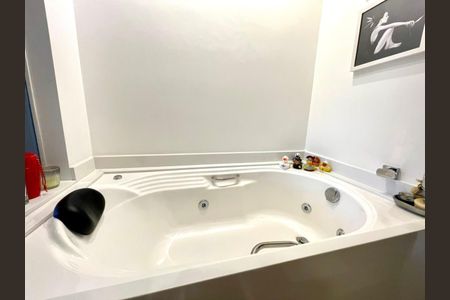 Apartamento à venda com 108m², 2 quartos e 1 vaga