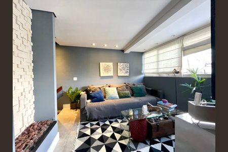 Apartamento à venda com 108m², 2 quartos e 1 vaga