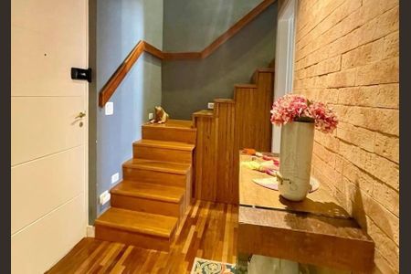 Apartamento à venda com 108m², 2 quartos e 1 vaga