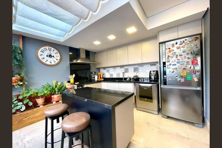 Apartamento à venda com 108m², 2 quartos e 1 vaga