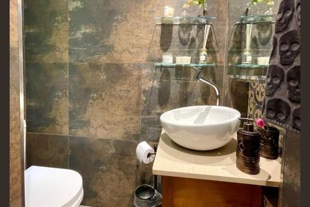 Apartamento à venda com 108m², 2 quartos e 1 vaga