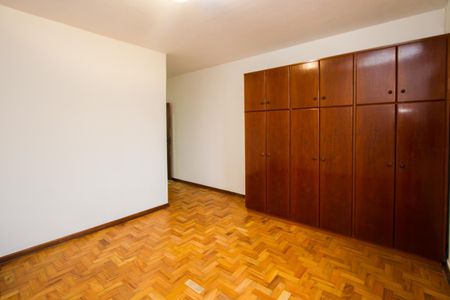 Casa para alugar com 135m², 2 quartos e 2 vagas