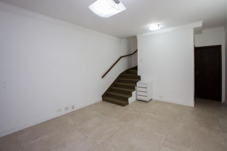 Casa para alugar com 135m², 2 quartos e 2 vagas