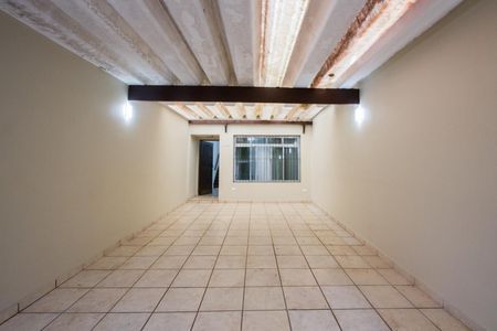 Casa para alugar com 135m², 2 quartos e 2 vagas