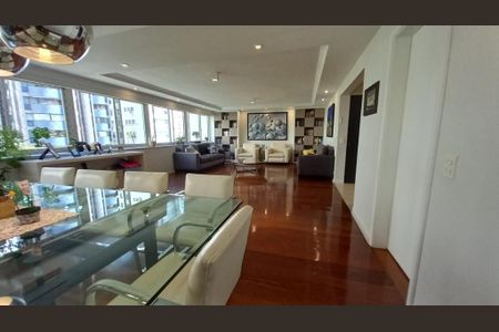 Apartamento à venda com 234m², 4 quartos e 2 vagas