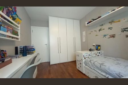 Apartamento à venda com 234m², 4 quartos e 2 vagas