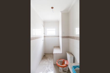 Banheiro de casa de condomínio à venda com 2 quartos, 70m² em Chácara do Solar Ii (fazendinha), Santana de Parnaíba