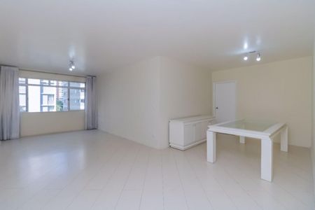 Apartamento à venda com 129m², 3 quartos e sem vaga