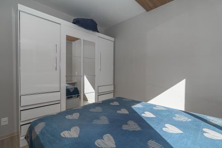 Quarto Suíte de apartamento para alugar com 1 quarto, 64m² em São Geraldo, Porto Alegre