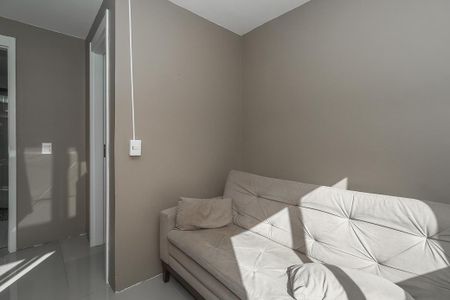 Sala de apartamento para alugar com 1 quarto, 64m² em São Geraldo, Porto Alegre
