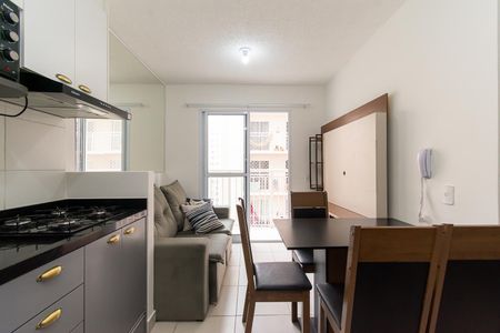 Sala de apartamento para alugar com 2 quartos, 38m² em Vila Ema, São Paulo