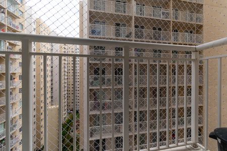 Apartamento para alugar com 38m², 2 quartos e sem vaga Apartamento para alugar com 38m², 2 quartos e sem vagaVaranda da Sala