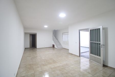 Sala de casa para alugar com 3 quartos, 210m² em Socorro, São Paulo