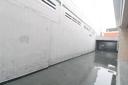 Casa para alugar com 210m², 3 quartos e 5 vagasQuintal lateral