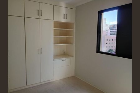 Apartamento à venda com 3 quartos, 181m² em Morumbi, São Paulo