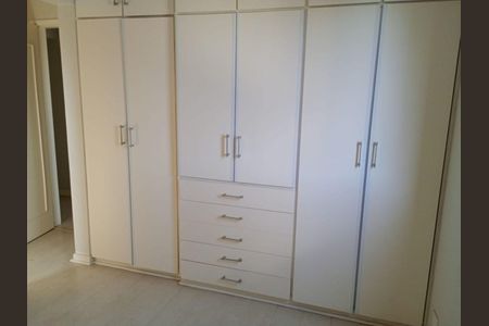 Apartamento à venda com 3 quartos, 181m² em Morumbi, São Paulo