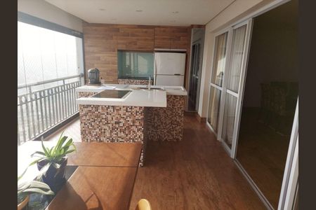 Apartamento à venda com 244m², 3 quartos e 4 vagas