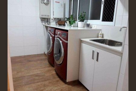 Apartamento à venda com 244m², 3 quartos e 4 vagas