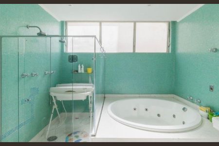 Apartamento à venda com 276m², 4 quartos e 2 vagas