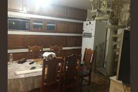 Casa à venda com 3 quartos, 270m² em Jaraguá, São Paulo