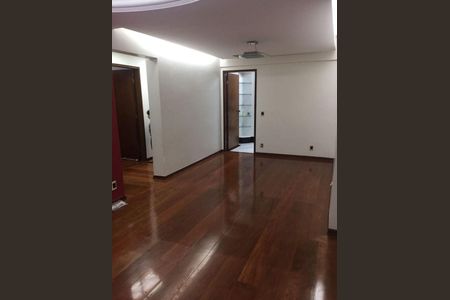 Apartamento à venda com 119m², 3 quartos e 3 vagas