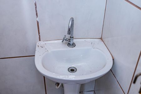 Casa à venda com 228m², 3 quartos e 4 vagas Casa à venda com 228m², 3 quartos e 4 vagasBanheiro de serviço