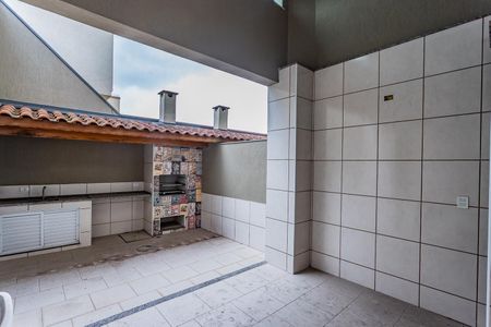 Casa à venda com 228m², 3 quartos e 4 vagas Casa à venda com 228m², 3 quartos e 4 vagasÁrea de serviço e quintal com churrasqueira