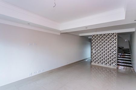 Casa à venda com 228m², 3 quartos e 4 vagas Casa à venda com 228m², 3 quartos e 4 vagasSala