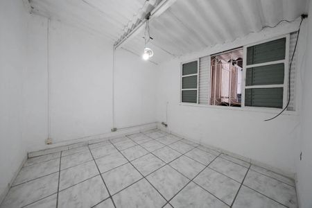Quarto de casa para alugar com 1 quarto, 150m² em Vila Bauab, São Paulo