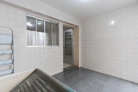 Casa de condomínio à venda com 68m², 3 quartos e 1 vagaÁrea de serviço