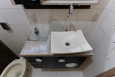 Casa de condomínio à venda com 68m², 3 quartos e 1 vagaBanheiro