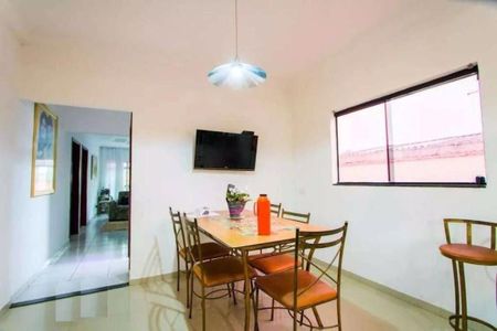 Casa à venda com 4 quartos, 224m² em Parque Novo Oratório, Santo André