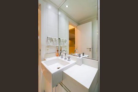 Apartamento à venda com 77m², 3 quartos e 2 vagas