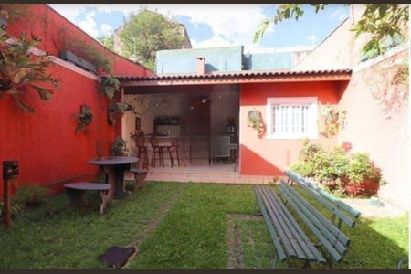 Casa à venda com 3 quartos, 300m² em Vila Romana, São Paulo