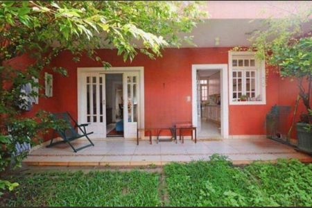 Casa à venda com 3 quartos, 300m² em Vila Romana, São Paulo