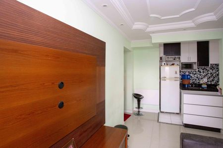 Sala de apartamento à venda com 2 quartos, 44m² em Canhema, Diadema