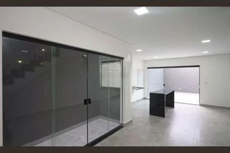 Casa à venda com 130m², 3 quartos e 2 vagas