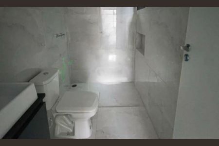 Casa à venda com 130m², 3 quartos e 2 vagas