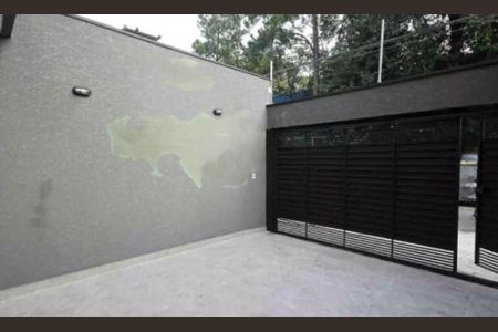 Casa à venda com 130m², 3 quartos e 2 vagas