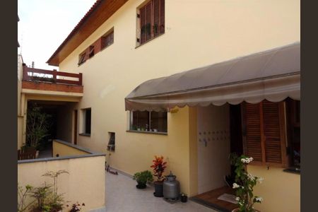 Casa à venda com 130m², 4 quartos e 2 vagas