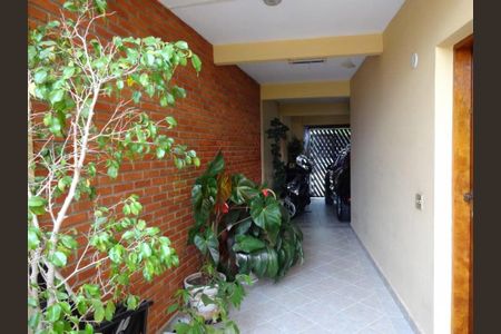 Casa à venda com 130m², 4 quartos e 2 vagas