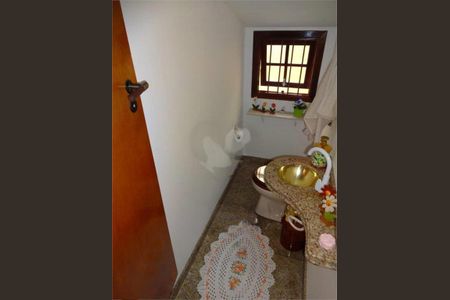Casa à venda com 130m², 4 quartos e 2 vagas